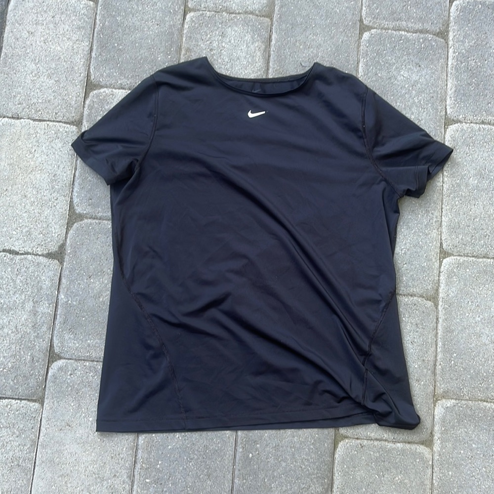 Black Nike Tee with Nike logo 5 for shipping